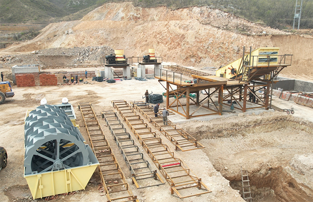 300噸鵝卵石破碎制砂生產線